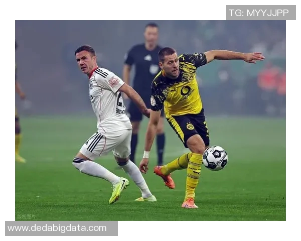 利华古逊与多特蒙德的激烈对决揭示了德甲新赛季的竞争格局与球队实力对比